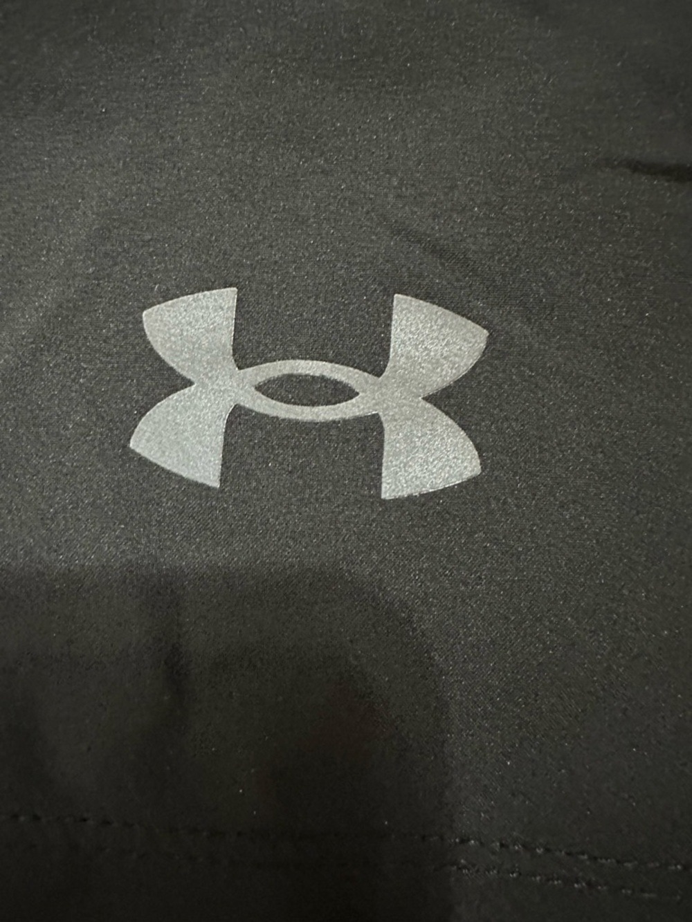 WOMENS UNDER ARMOUR HEATGEAR 7” BLACK LOGO SHORTS LARGE ATHLETIC ATHLEISURE GYM - Picture 7 of 11